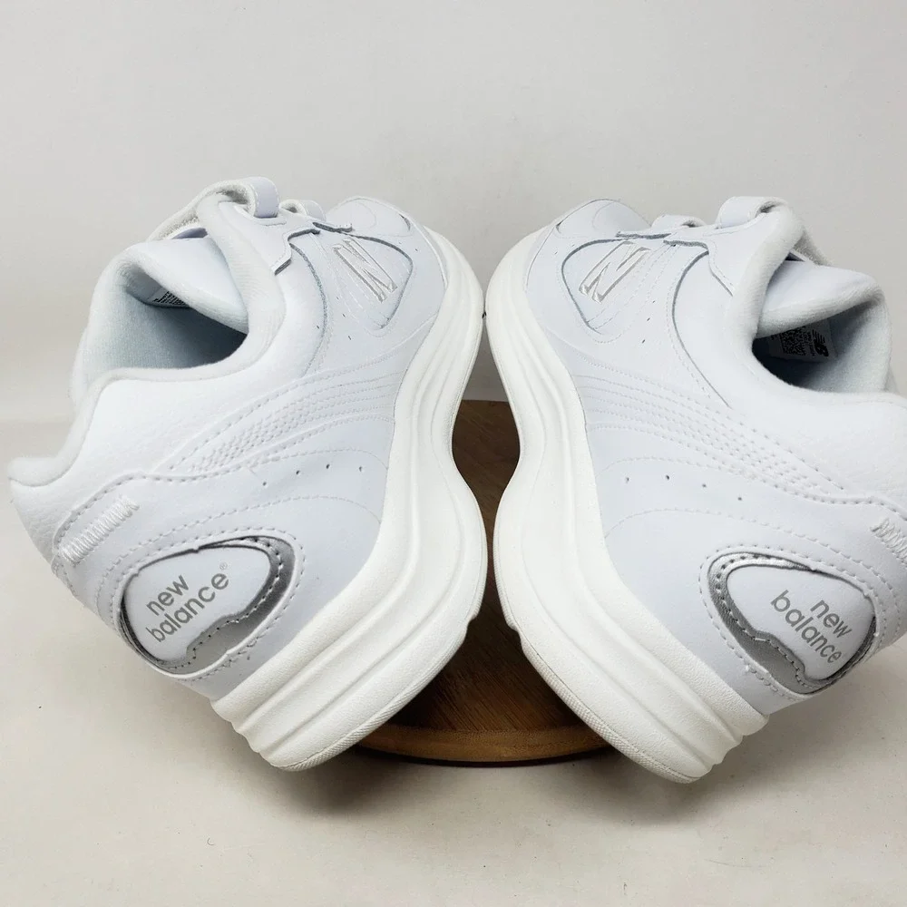 New Balance 577 Shoes Mens 11.5 2E WIDE White Classic Straps Comfort Sneaker